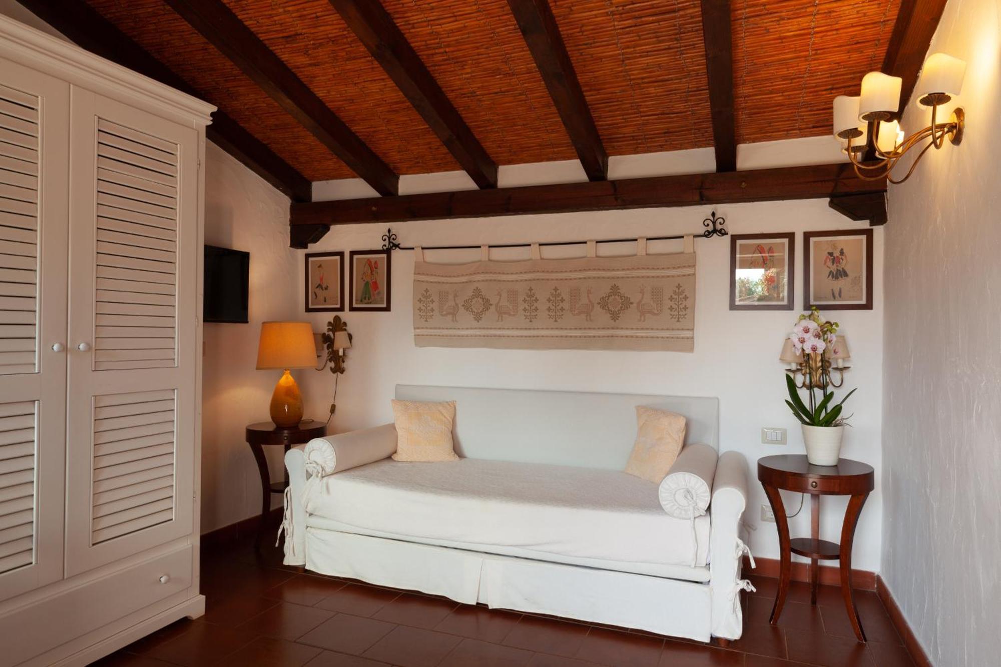 Nora Club Hotel & Spa พูลา ภายนอก รูปภาพ